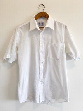 Vintage White Short Sleeve Button Down Shirt / 90s